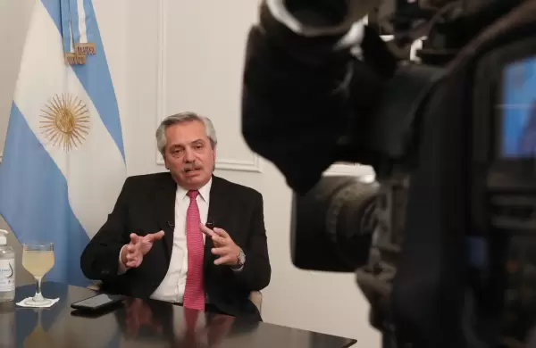 Fernndez le pide a los bonistas que lo ayuden a sacar al pas del estado de "postracin"