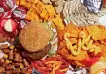 Inglaterra contra la comida chatarra: el Gobierno impone restricciones en un plan nacional contra el sobrepeso