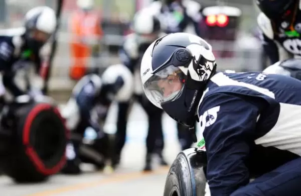 "Los autitos siempre tienen cuatro ruedas": la increble historia del mecnico argentino que lleg a la Frmula 1 a travs de LinkedIn