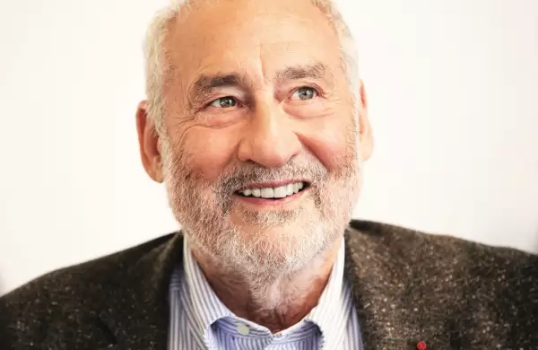 Entrevista exclusiva con Joseph Stigliz: Los acreedores fueron obtusos, obstinados e insensibles, pero Guzmn es un experto y mantuvo su calma zen"