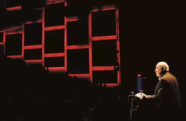 Joseph Stiglitz: "Guzmn an tiene un problema grande con el FMI, las reformas y las consecuencias de la pandemia"