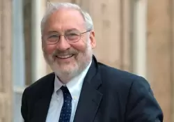 Joseph Stiglitz: "Trump hizo un trabajo horrible y ahora en Estados Unidos estn boicoteando el proceso electoral"