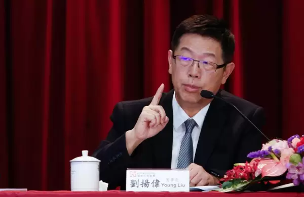 El mayor fabricante de iPhone planea irse de China para evitar los costos de la guerra comercial