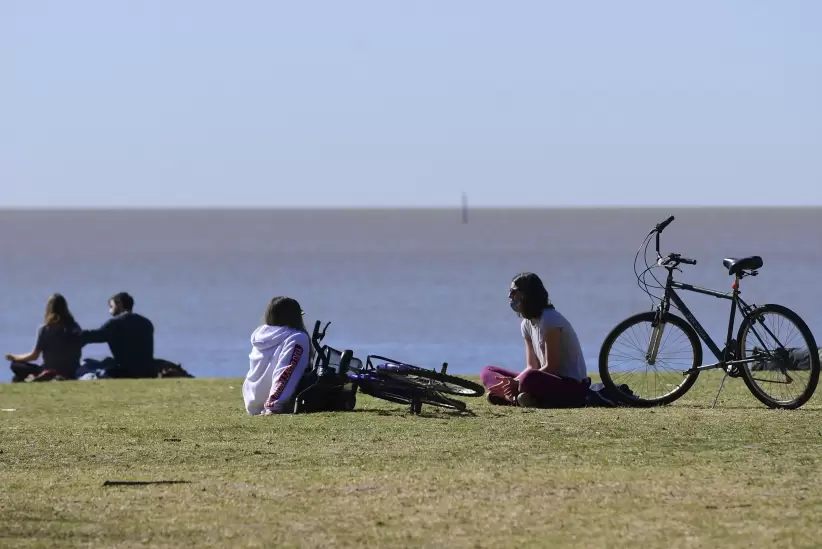 Buenos Aires: Paseos en bicicletas o correr por los paseos de Tigre, actividades que se repiten en las salidas recreativas de la pandemia.