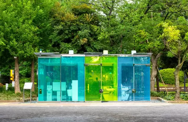 ¿Baños públicos transparentes? La solución de Tokio para fomentar la “solidaridad con el que sigue”