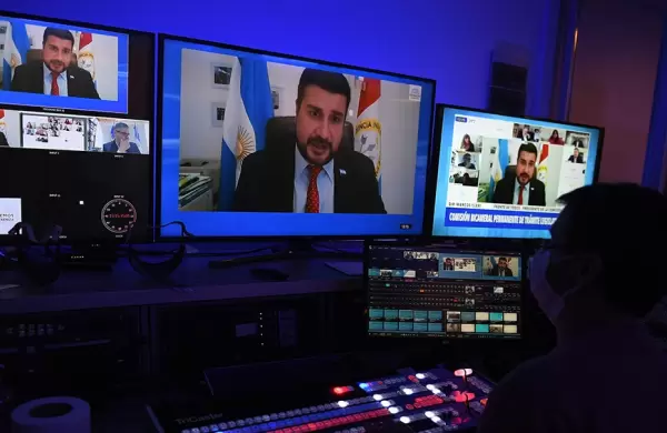 Sin la presencia de Juntos por el Cambio, la Comisión Bicameral emitió dictamen favorable al DNU del Gobierno