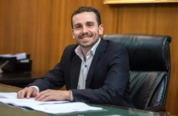 Fomentar el desarrollo del "mercado local en pesos": la prioridad económica para el secretario de Finanzas