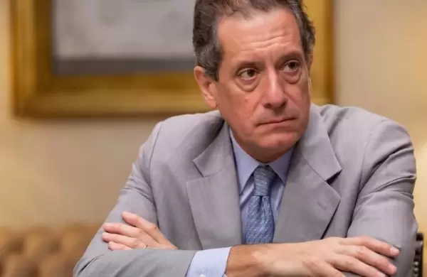 Tras el portazo de Guzmán, Pesce se reunió con banqueros y alimenticias para desescalar la crisis