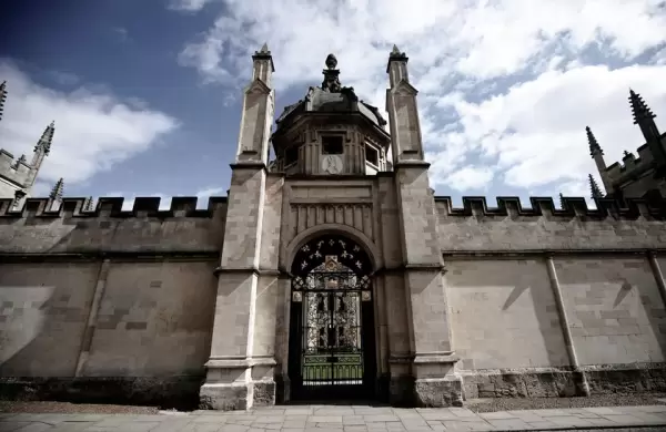 Oxford sigue siendo la mejor universidad del mundo, pero China se consolida en el top 100