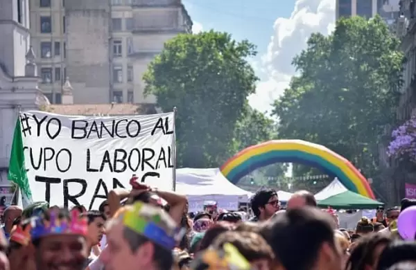Por decreto, el Gobierno impone un cupo laboral en el Estado para personas trans