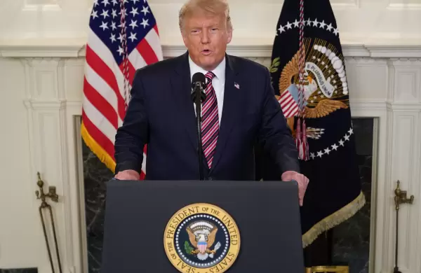 Donald Trump admiti que minimiz la gravedad del coronavirus para "no generar pnico"