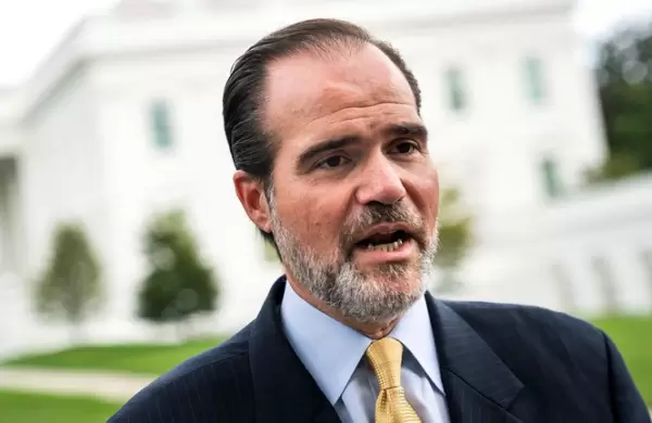 Cmo fue el "romance inapropiado" que termin con la carrera de Mauricio Claver-Carone al frente del BID