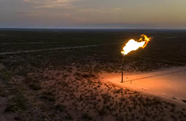 La nueva tecnología que ayudaría a eliminar la quema de gas natural en los campos de esquisto