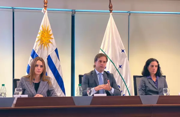 Verano 2021: Lacalle Pou duda de abrir la frontera para la llegada de argentinos a Uruguay