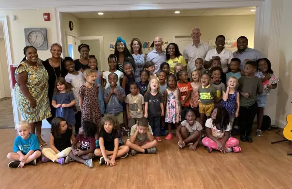 Jeff Bezos presenta la Bezos Academy, un jardín de infantes para familias de bajos recursos económicos