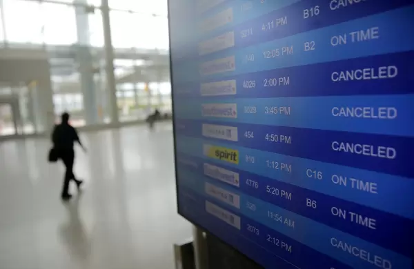 IATA le pidió al Gobierno reconsiderar el impuesto adicional del 35% sobre los pasajes aéreos