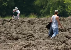 Un hombre encontr un 'trozo de vidrio': result siendo un enorme diamante de 9 quilates