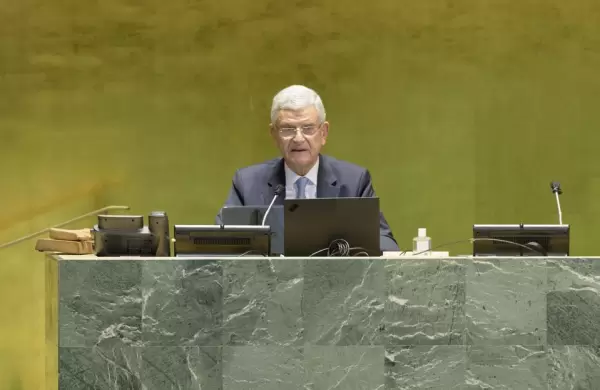 Hermès confeccionó una corbata de lujo especial por el 75º aniversario de la ONU