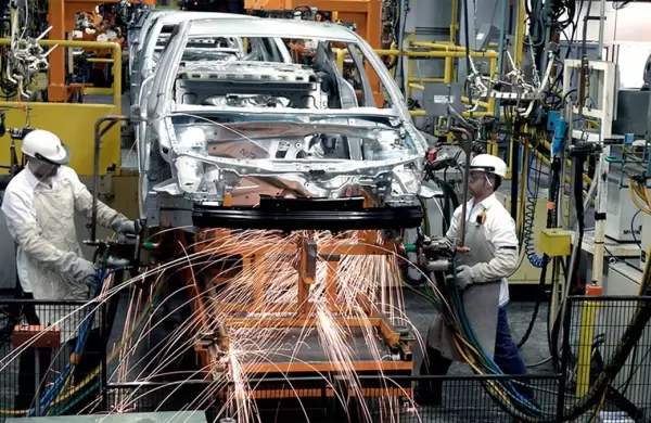 FIEL advierte que la recuperación de la industria puede "obstaculizarse": cuáles son los motivos