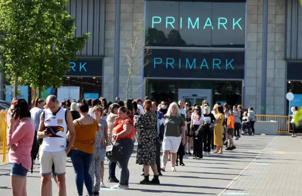 La empresa favorita de los turistas en Espaa pide suspender trabajadores
