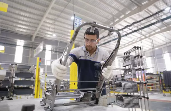 La economía cayó 6,9% interanual en septiembre