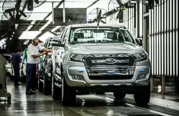 Cómo hizo Ford para alcanzar por primera vez, un valor de mercado de US$ 100.000 millones