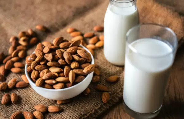 Cuánto creció el consumo de 'leches' vegetales en la Argentina