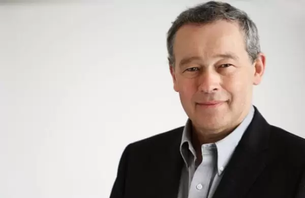 El ex jefe de ingeniera de Elon Musk cre un auto y dice que supera a Tesla