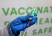 Covid-19 y conspiración: Videos muestran cómo "imanes se adhieren" a los brazos después de la vacuna