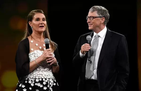 Lejos de Gates y Bezos: Melinda French y MacKenzie Scott se distancian del modelo filantrpico de sus exmaridos