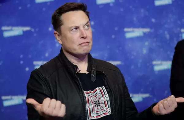 Elon Musk le advierte a la gente que "invierta con precaucin" en criptomonedas