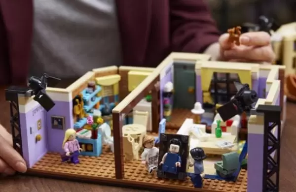 Lego: cundo saldr a la venta el tan esperado set que recrear todos los escenarios de la serie Friends