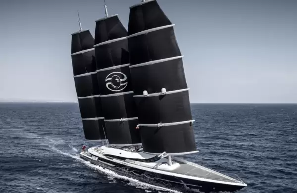 Se filtran secretos del nuevo superyate de vela de Jeff Bezos