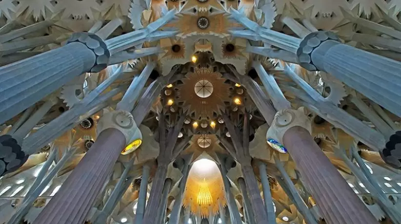 Gaudí.