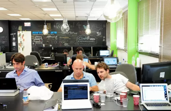 Empresas de High Tech prevén otorgar un incremento salarial del 46,4% este año