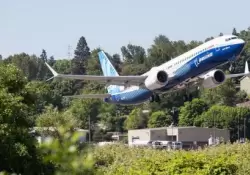 Despus de los accidentes de los 737-Max 8, Boeing teste con xito un nuevo avin