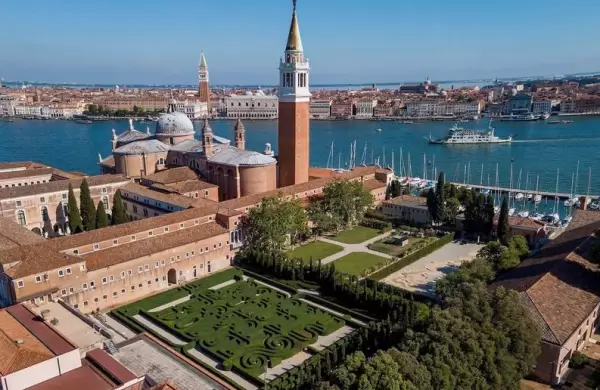 Cómo es el laberinto veneciano de Jorge Luis Borges