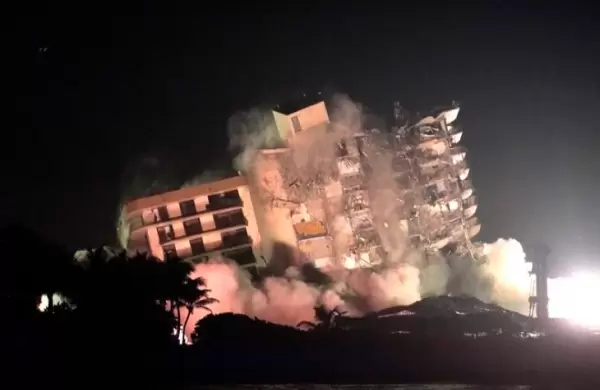 Videos: Así demolieron el edificio de Miami