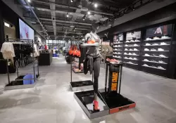 Puma invierte $ 100 millones y corta cintas de un nuevo local en CABA