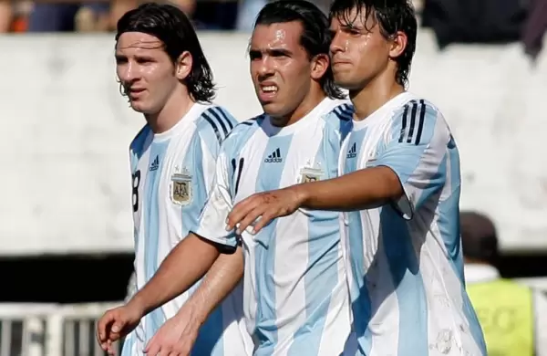 Cambio de club, mudanza y residencia fiscal: qué tienen que tener en cuenta Tévez, Messi y el Kun Agüero