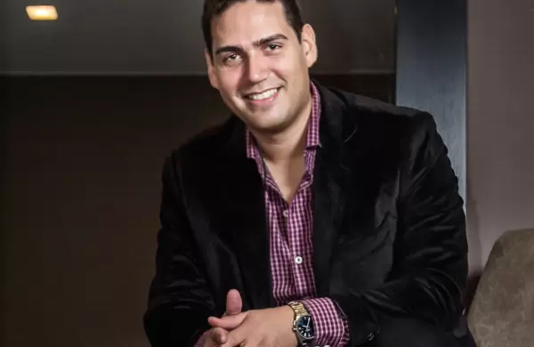 Tiene 27 aos y lidera una fintech con la que espera facturar US$ 100.000 este ao