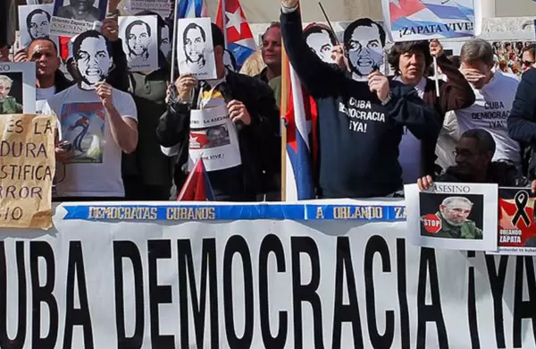 Crece la presión de gobiernos del mundo para censurar periodistas