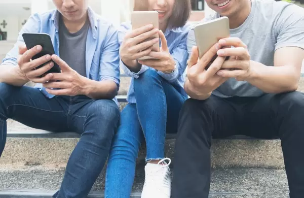 Las empresas fintech ganan terreno entre los adolescentes