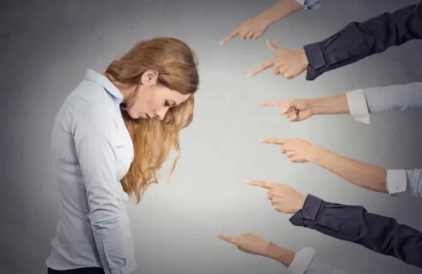 Cómo actuar para evitar falsedades y estigmas sobre su reputación