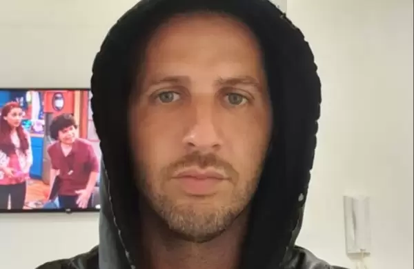 Quién es el artista argentino que vende criptoarte con fines solidarios