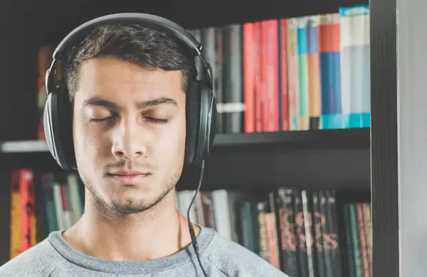 Cmo funciona la industria del audiolibro, un negocio que mueve US$ 5.000 millones al ao