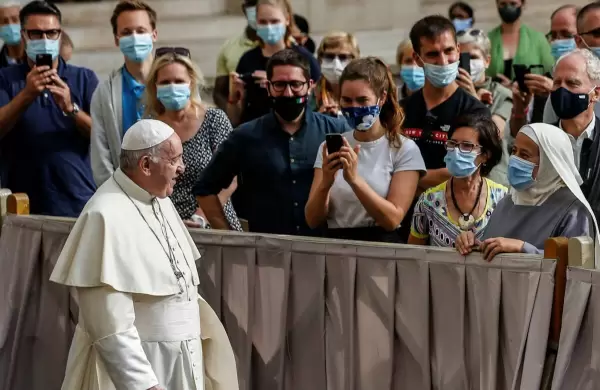 Una carta con 3 balas: por qué amenazaron de muerte al Papa Francisco