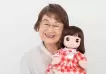 Desarrollan muñeca con IA para aliviar los efectos del aislamiento en personas mayores