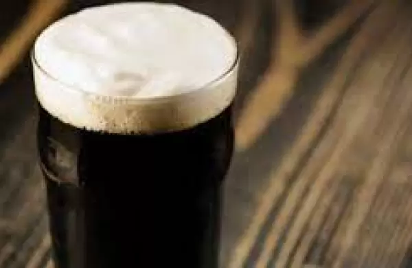 Crece el consumo de cerveza negra en la Argentina: el caso Stella Artois y la alianza con Betular