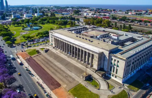 Qué le impide a la UBA estar primera en el ranking de las mejores universidades de la región